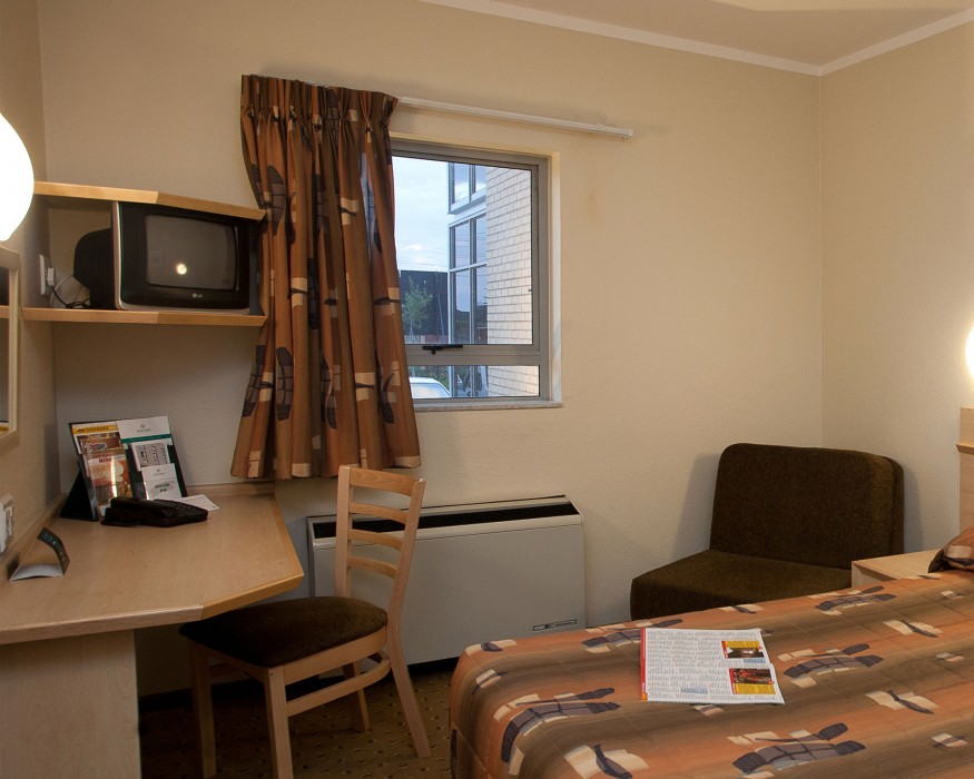 road lodge southgate