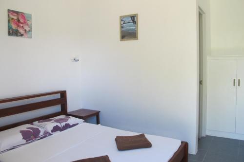 Celtis Resort,Daanbantayan>>Cebu,2 star