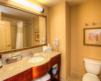 hampton inn and suites mountain home