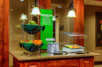 hampton inn and suites mountain home