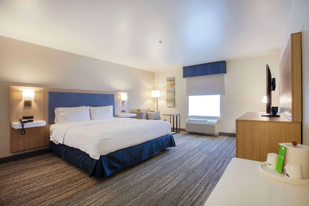 hampton inn and suites mountain home