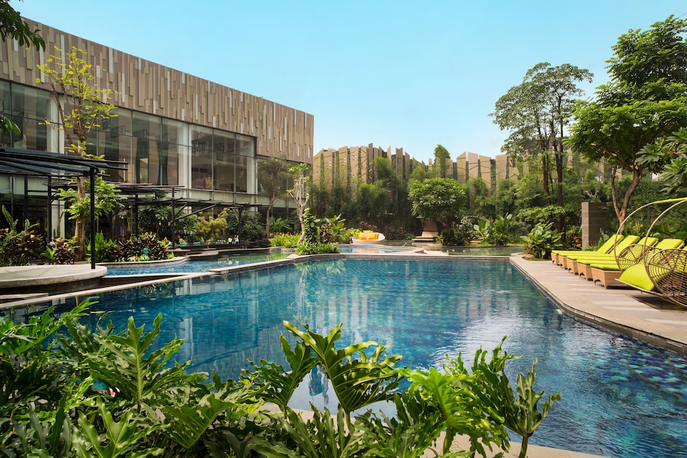 Holiday Inn Cikarang Jababeka By Ihg,Cikarang>>Bekasi,4 star