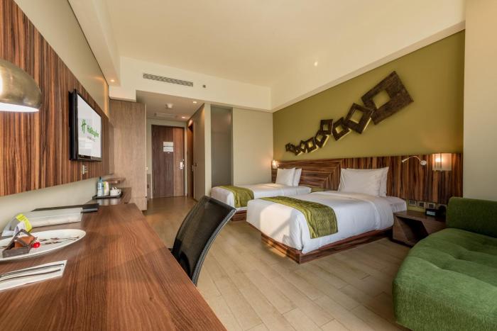holiday inn cikarang jababeka by ihg