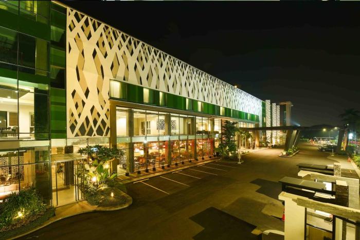holiday inn cikarang jababeka by ihg