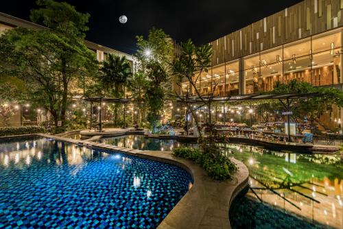 holiday inn cikarang jababeka by ihg