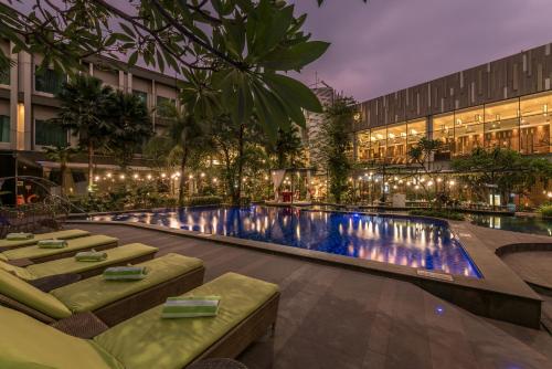 holiday inn cikarang jababeka by ihg