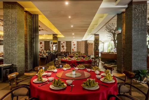 holiday inn cikarang jababeka by ihg