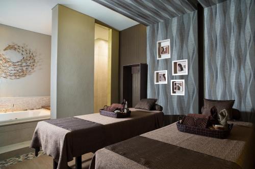 holiday inn cikarang jababeka by ihg