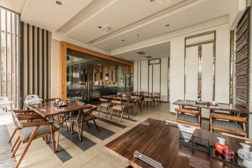 holiday inn cikarang jababeka by ihg