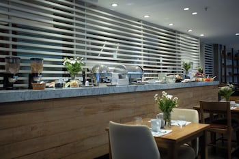 anselmo buenos aires curio collection by hilton
