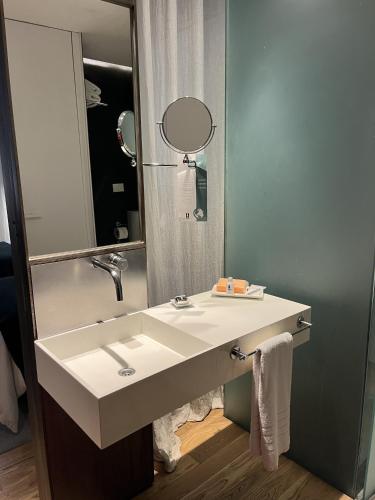 anselmo buenos aires curio collection by hilton