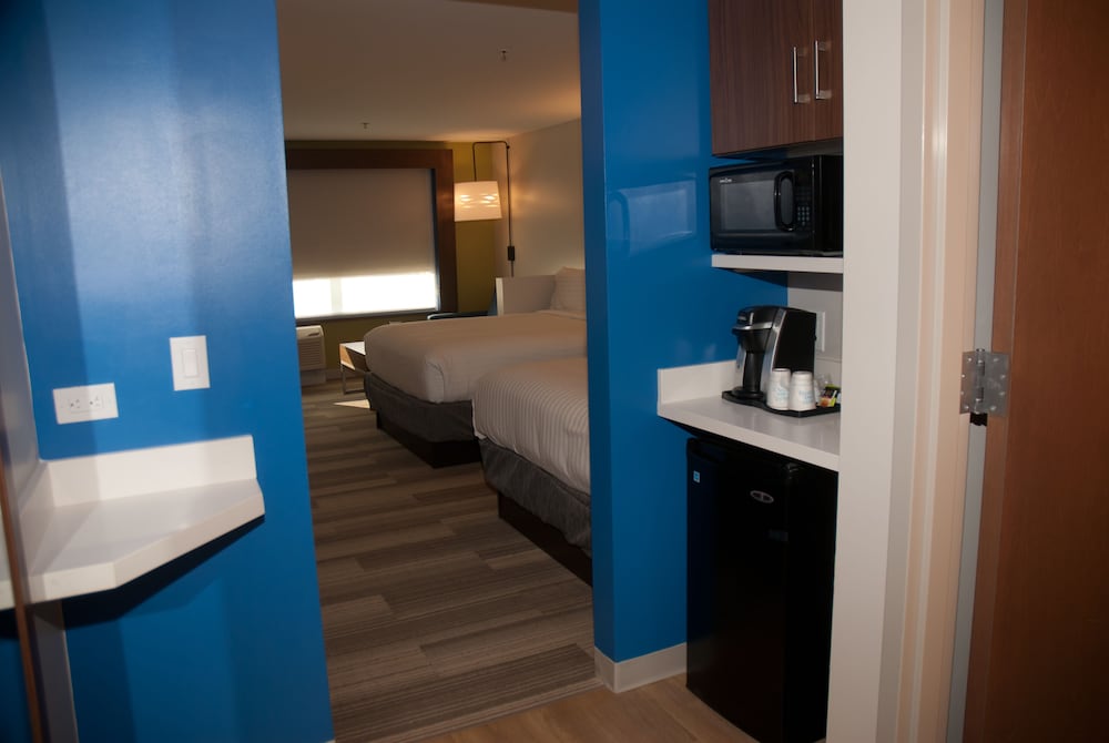 holiday inn express and suites decatur by ihg
