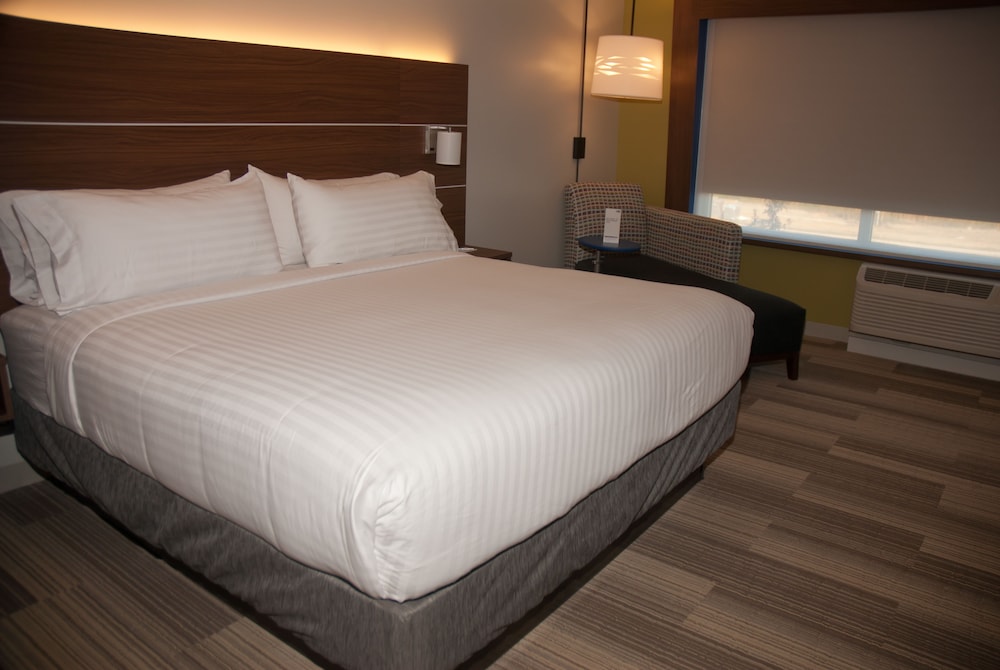 holiday inn express and suites decatur by ihg