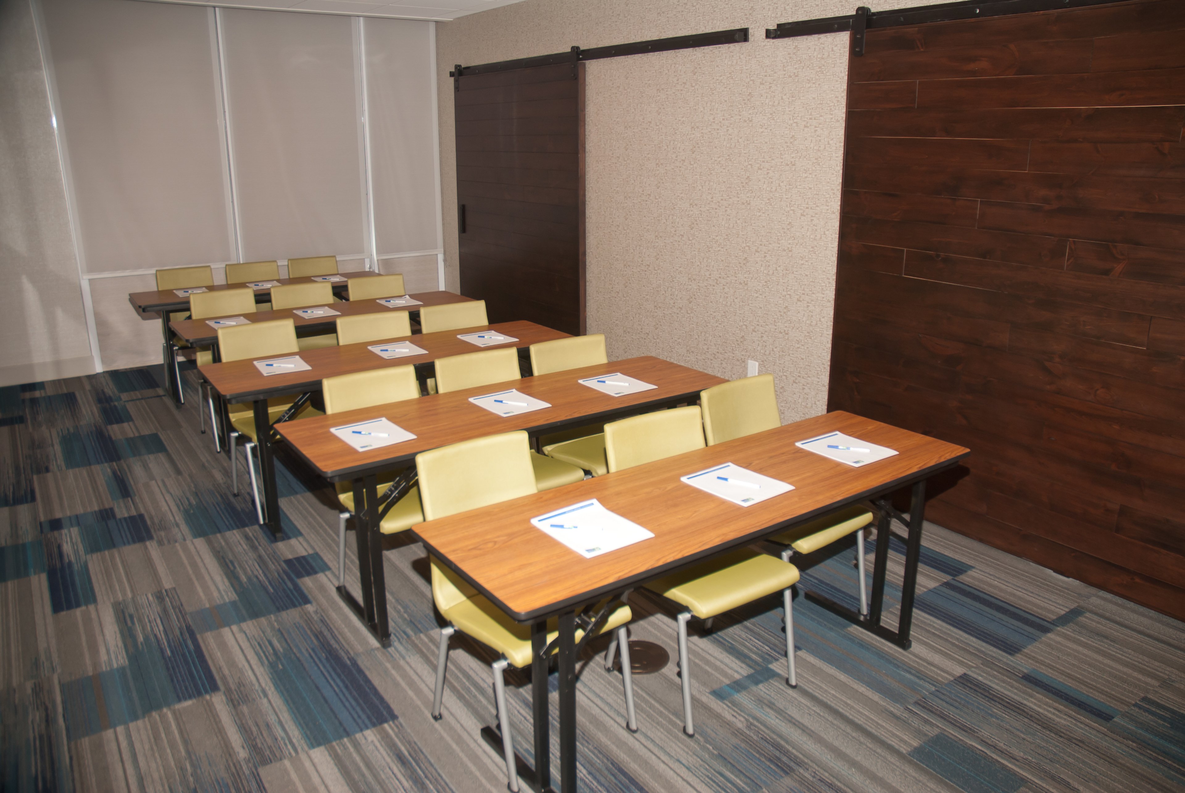 holiday inn express and suites decatur by ihg