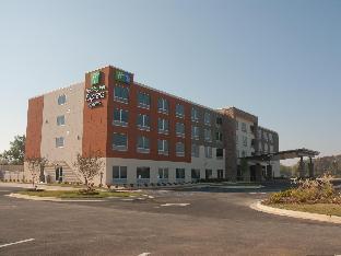 holiday inn express and suites decatur by ihg