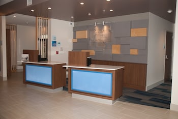holiday inn express and suites decatur by ihg