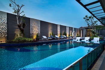 kamaniiya petitenget seminyak
