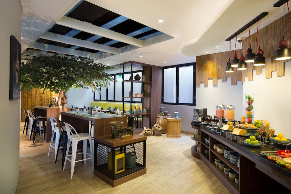 kamaniiya petitenget seminyak