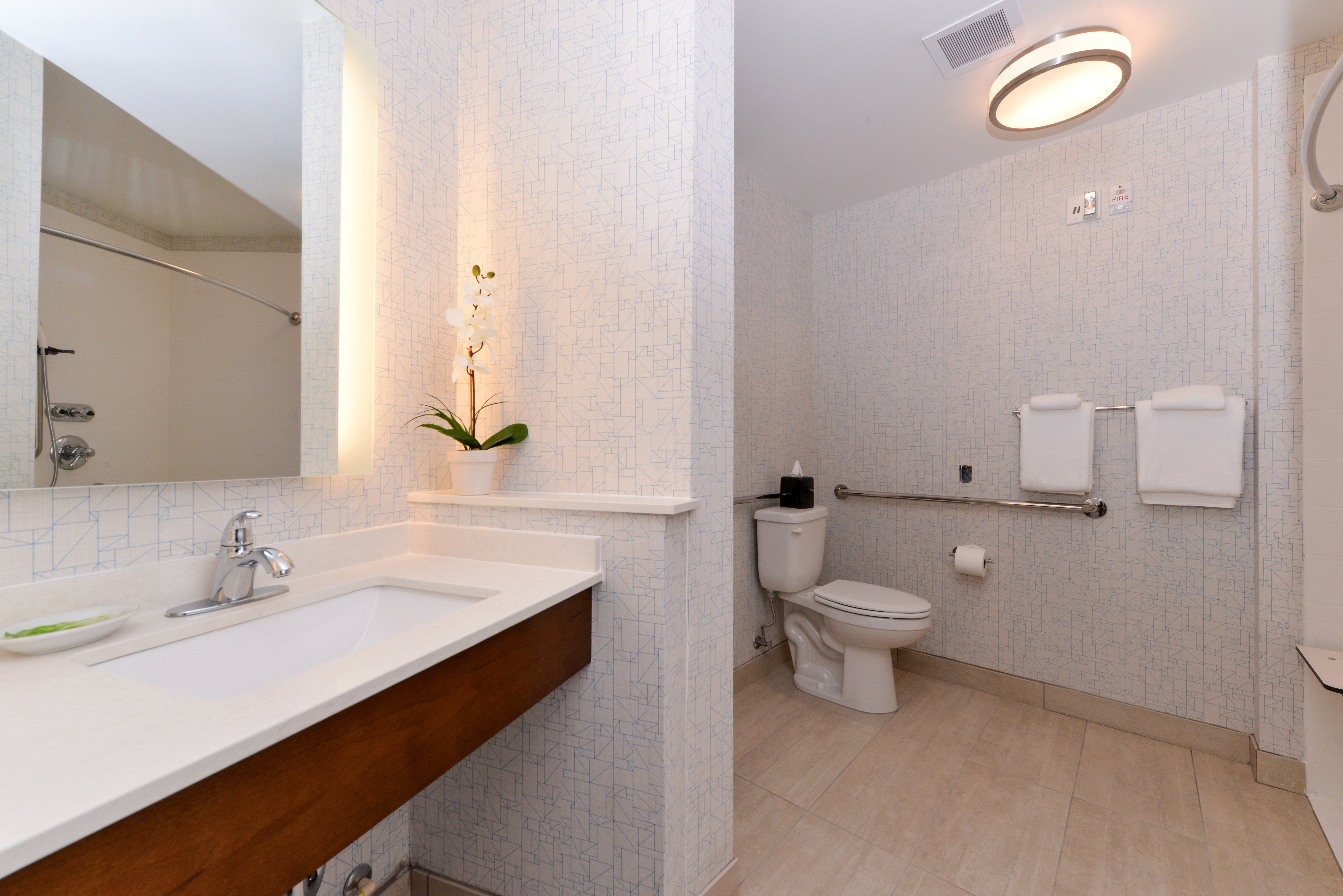 holiday inn express and suites salem by ihg