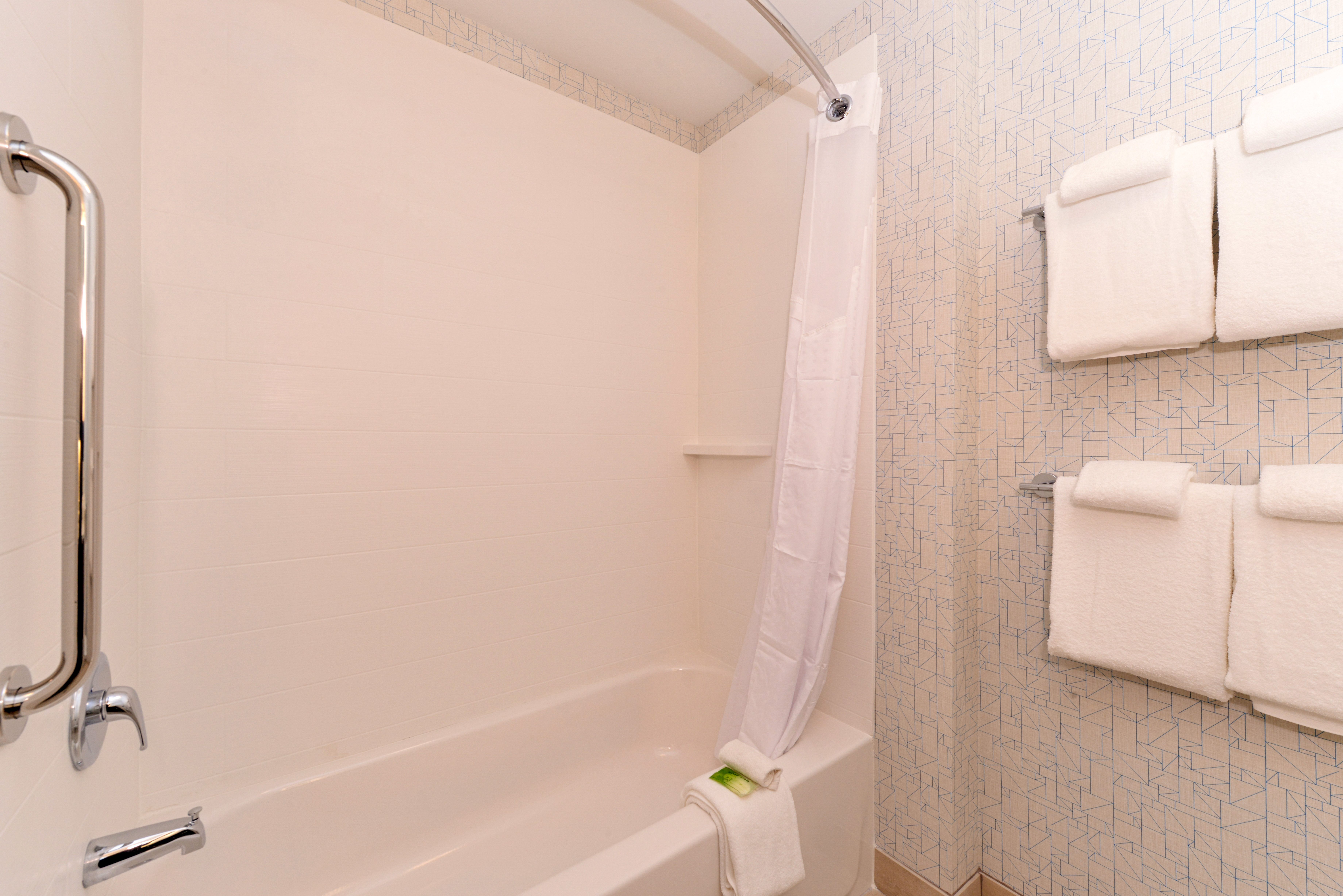 holiday inn express and suites salem by ihg