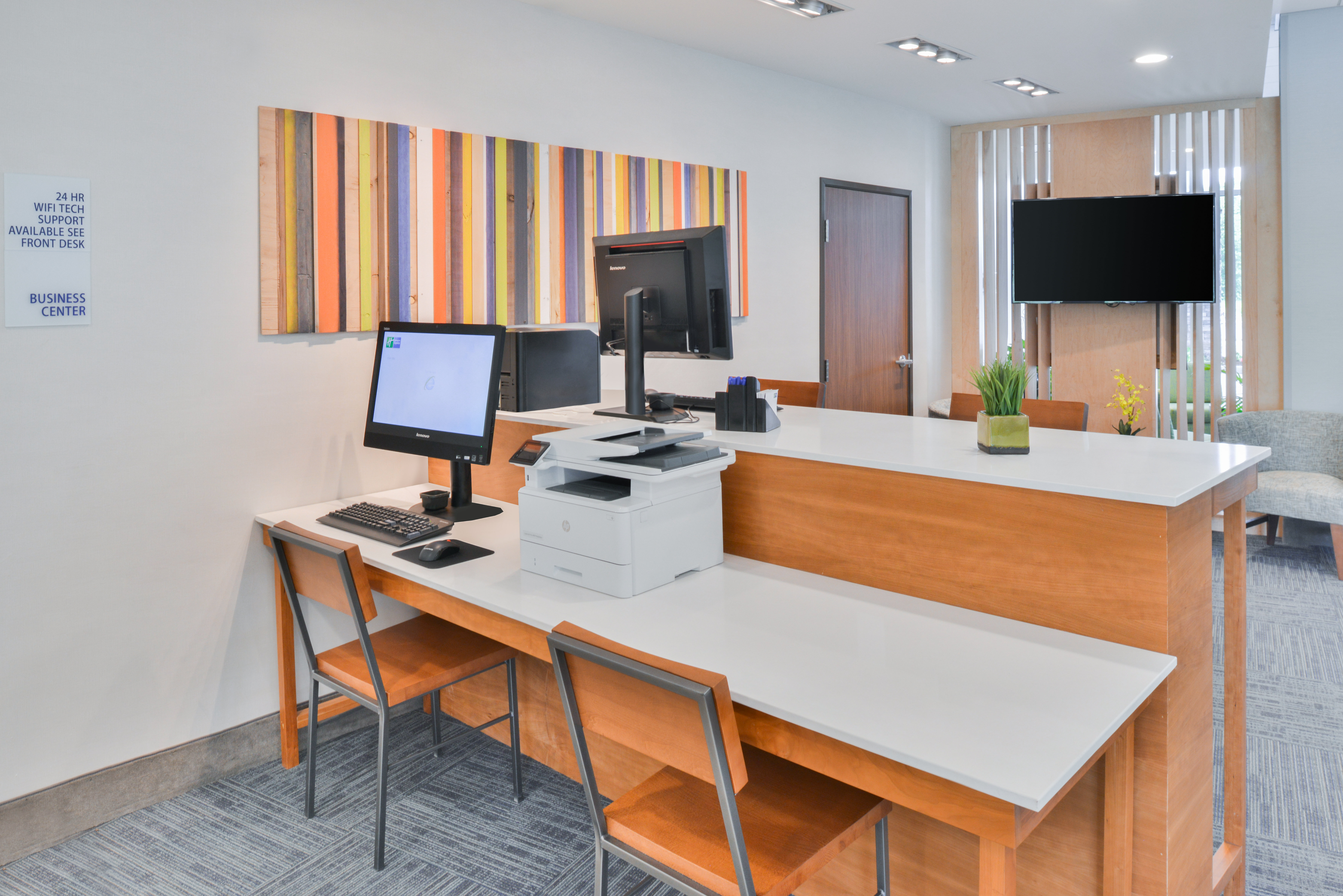 holiday inn express and suites salem by ihg