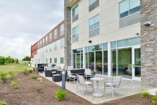 holiday inn express and suites salem by ihg