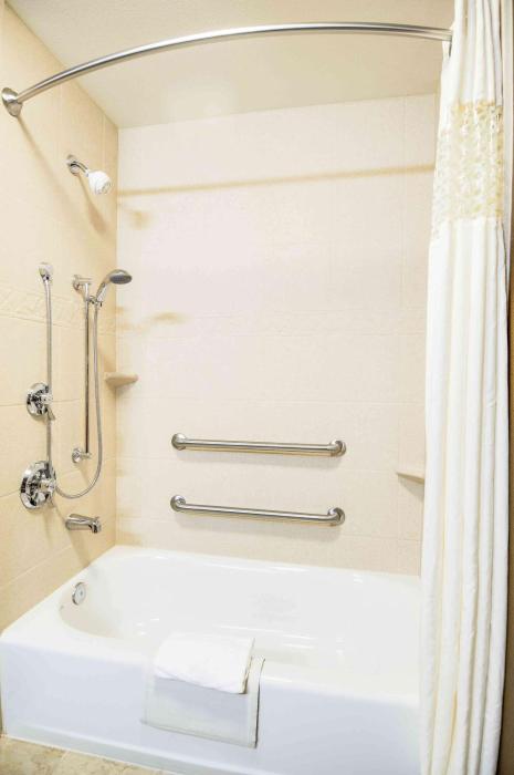 hampton inn and suites pinedale