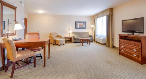 hampton inn and suites pinedale