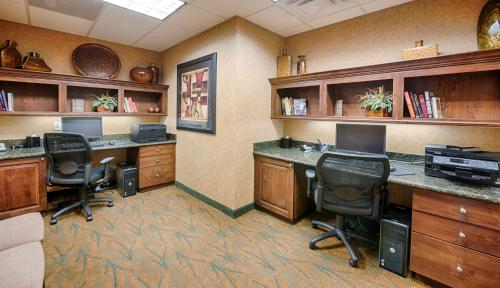 hampton inn and suites pinedale