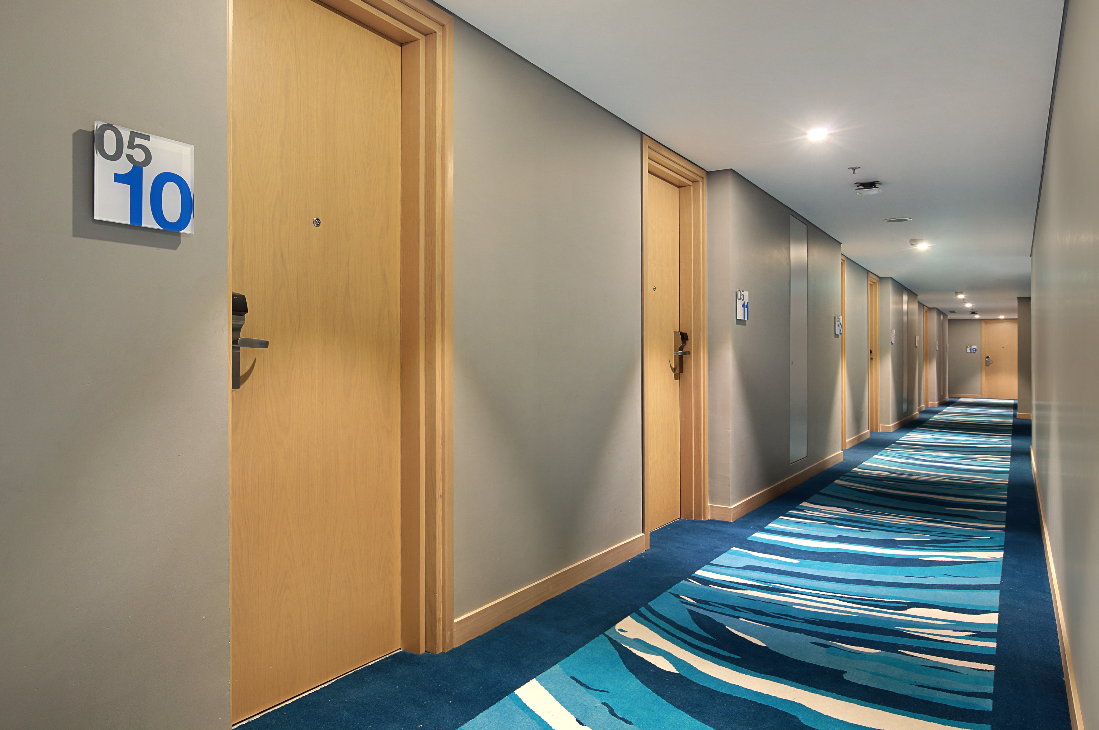 holiday inn express jakarta wahid hasyim by ihg