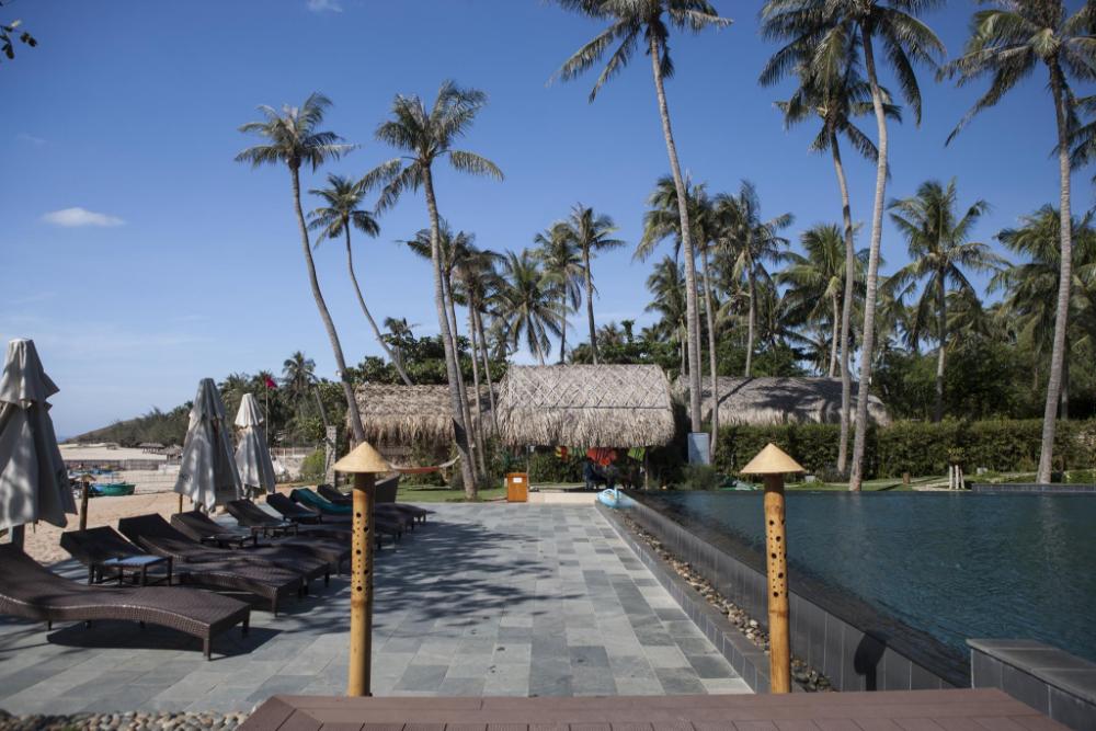 aroma beach resort and spa