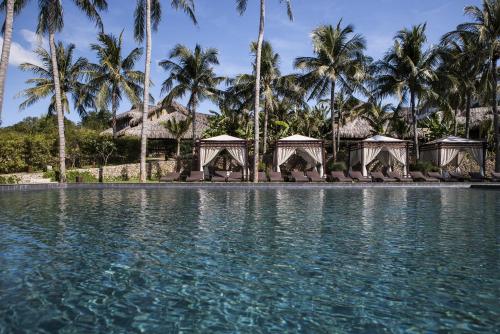 aroma beach resort and spa