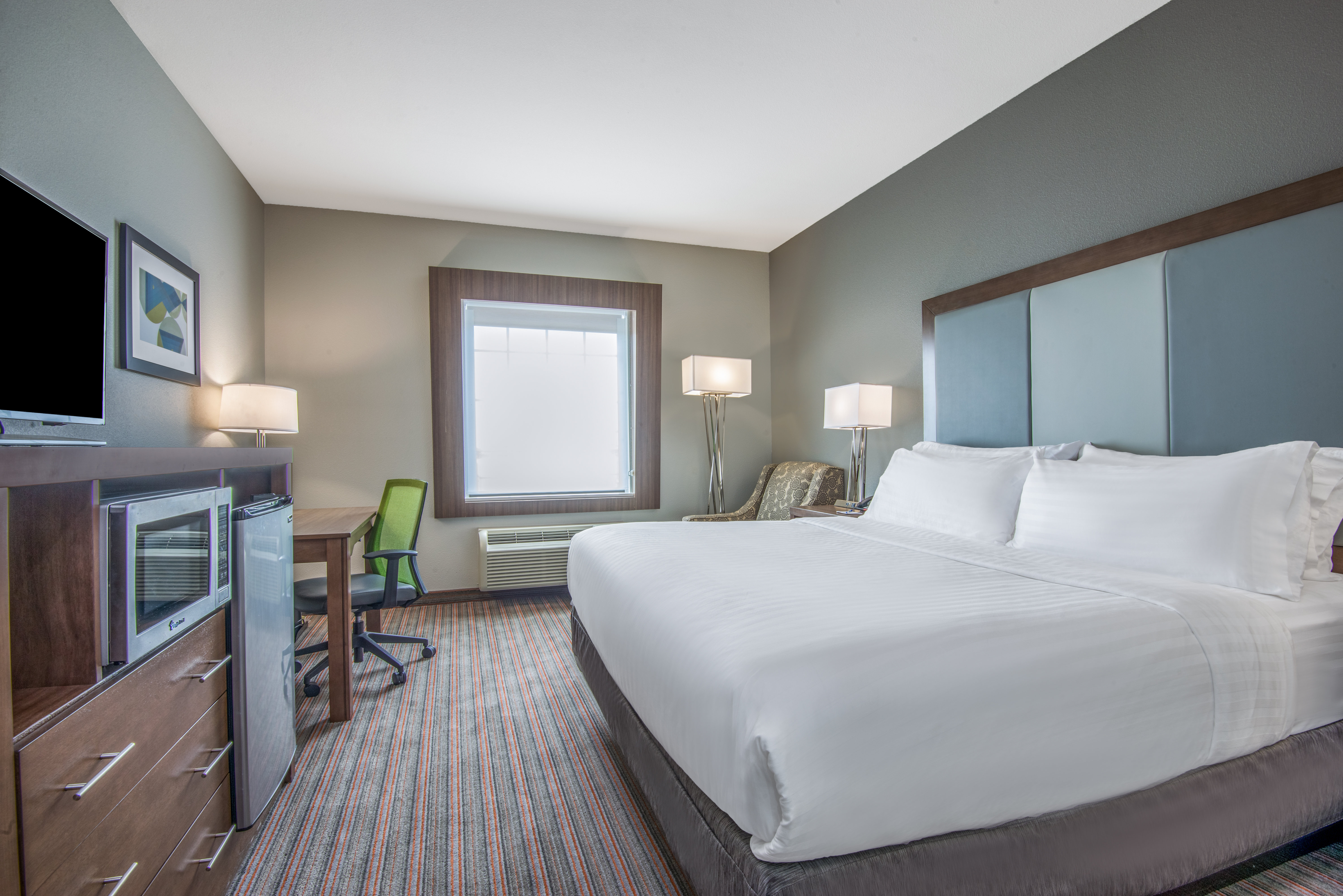holiday inn express and suites stillwater university area