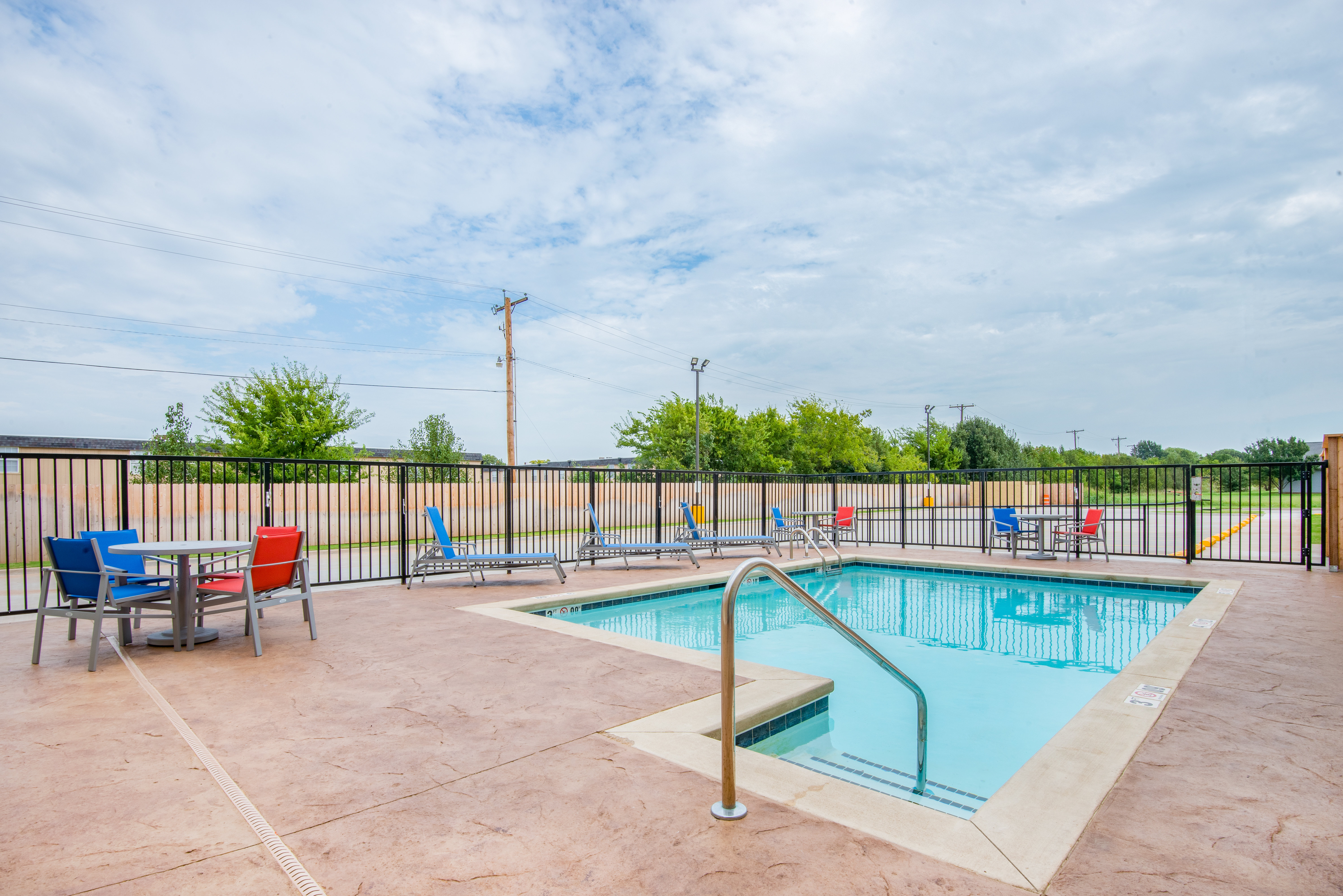holiday inn express and suites stillwater university area