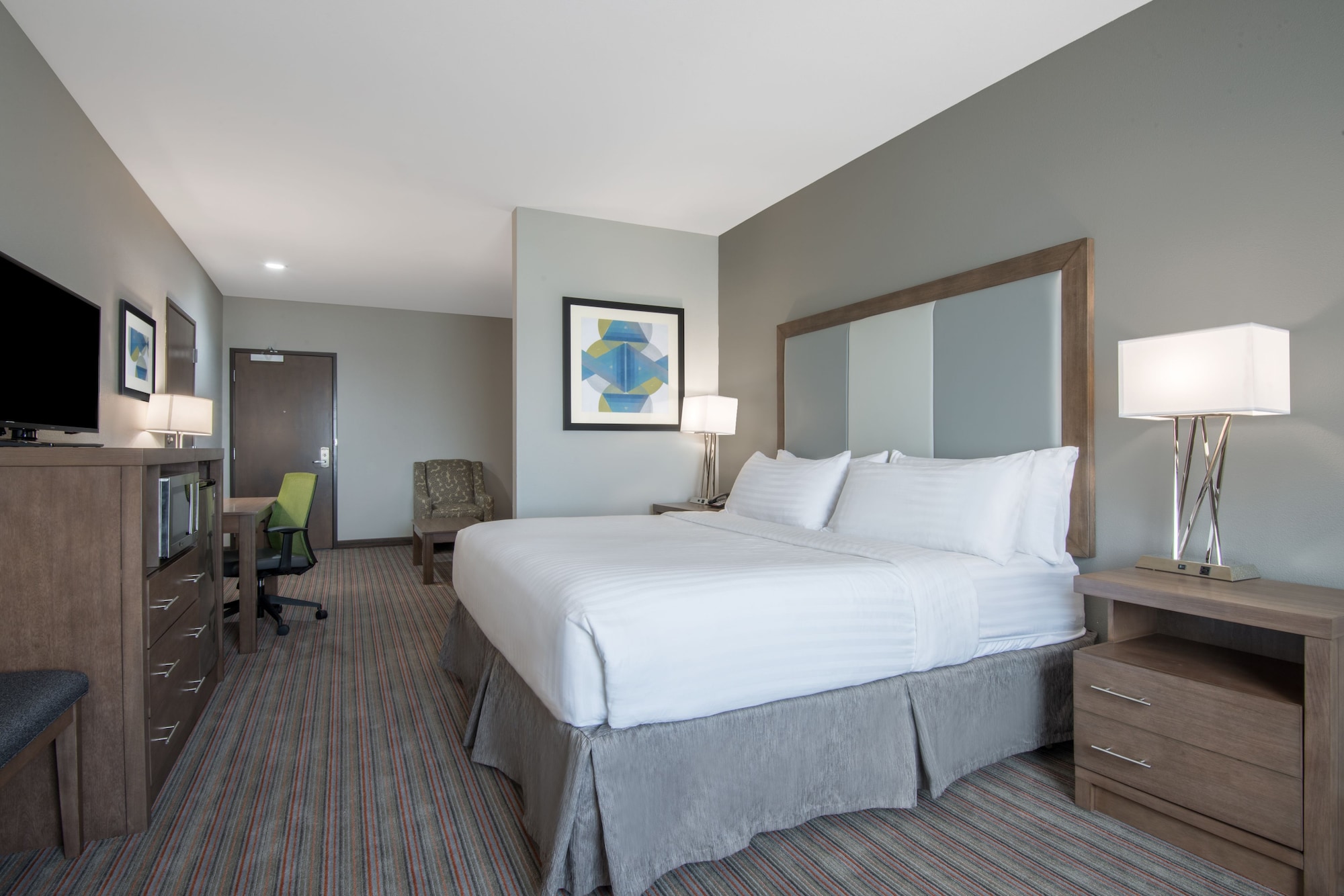 holiday inn express and suites stillwater university area