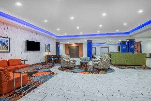 holiday inn express and suites stillwater university area