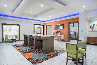 holiday inn express and suites stillwater university area