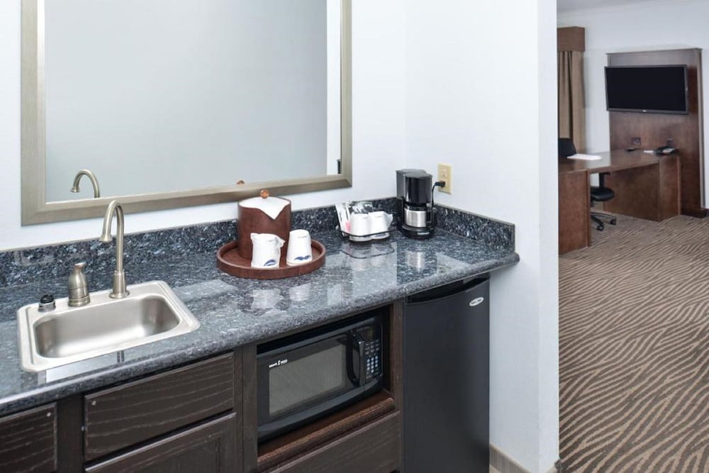 hampton inn and suites port aransas