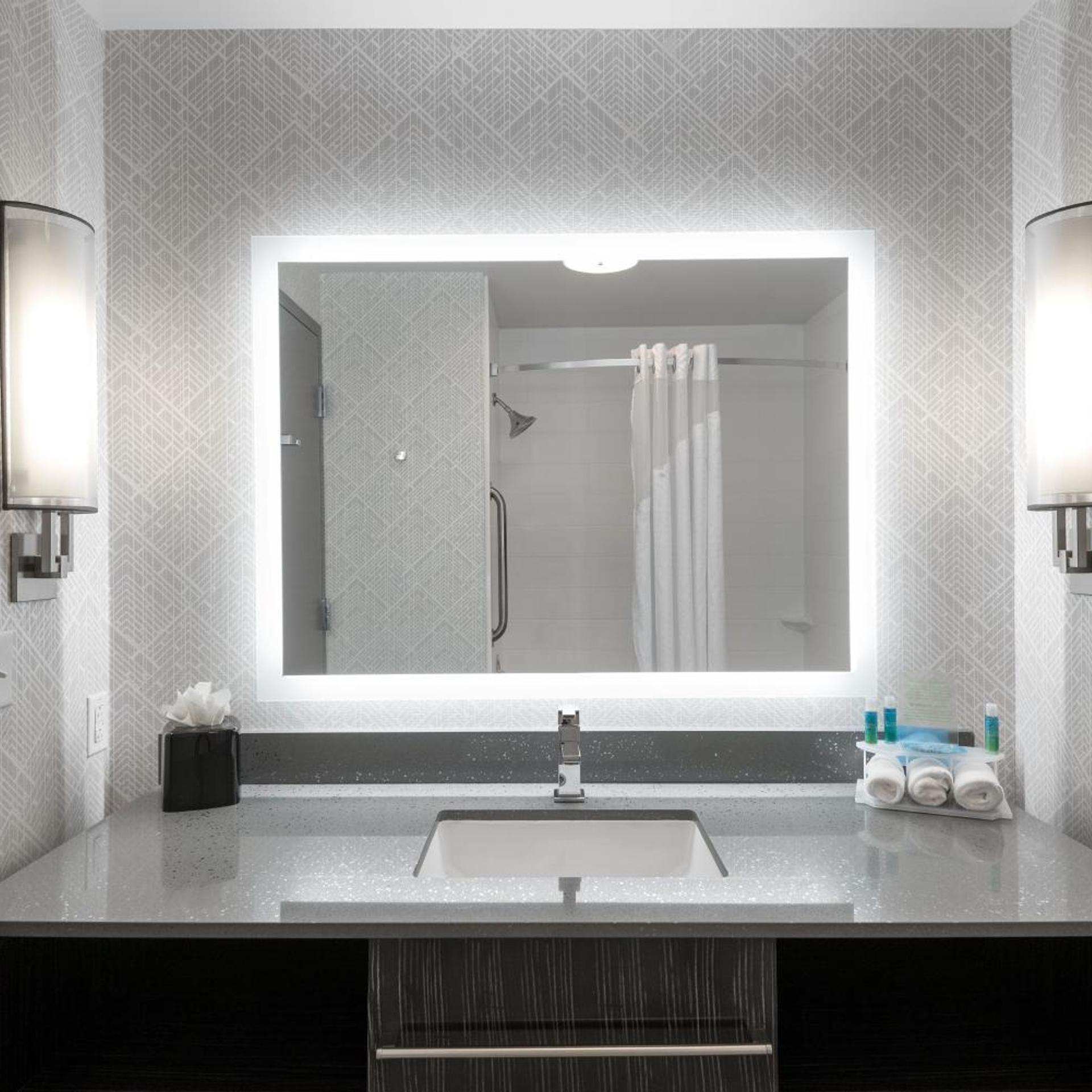 holiday inn express and suites charlotte airport by ihg