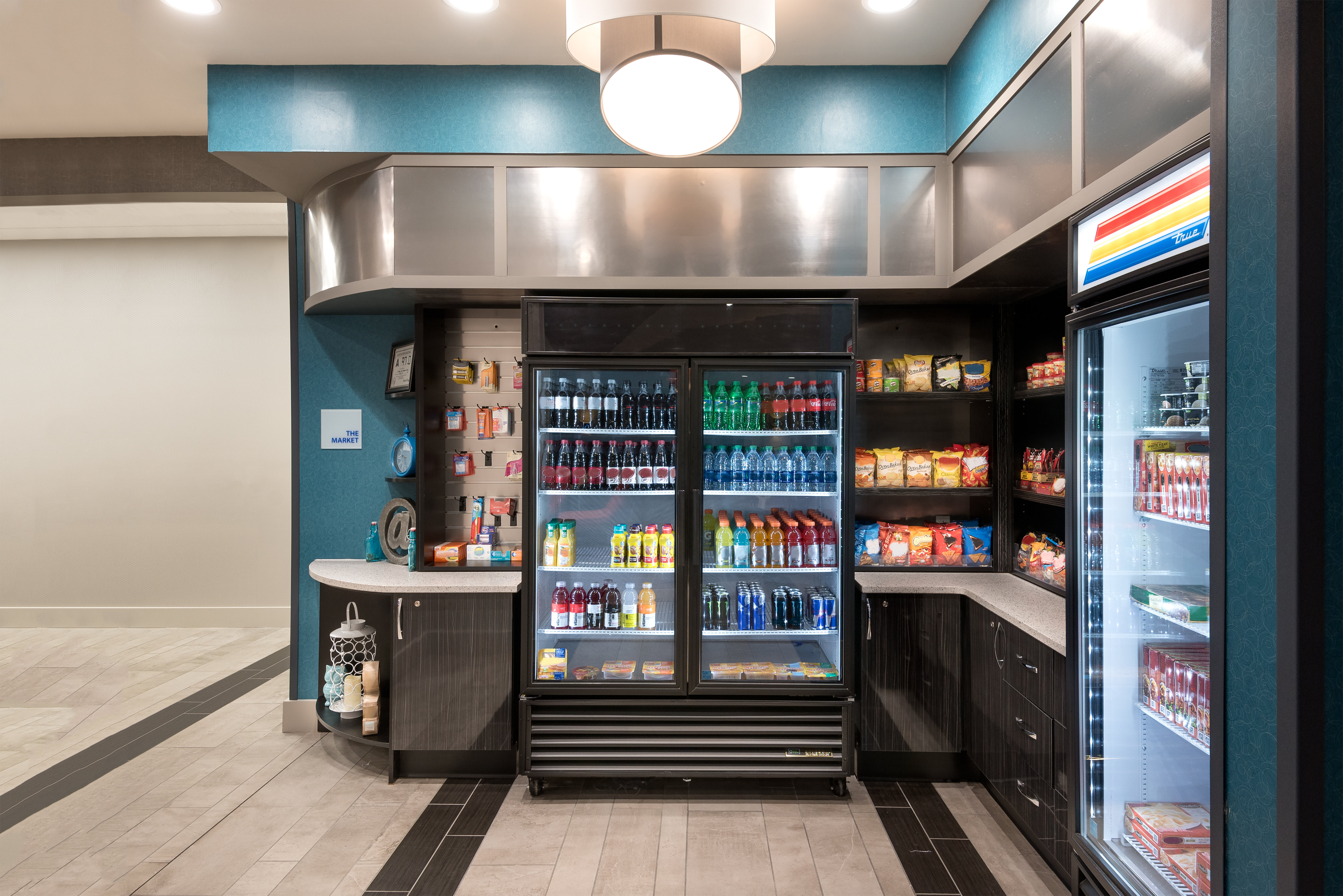 holiday inn express and suites charlotte airport by ihg