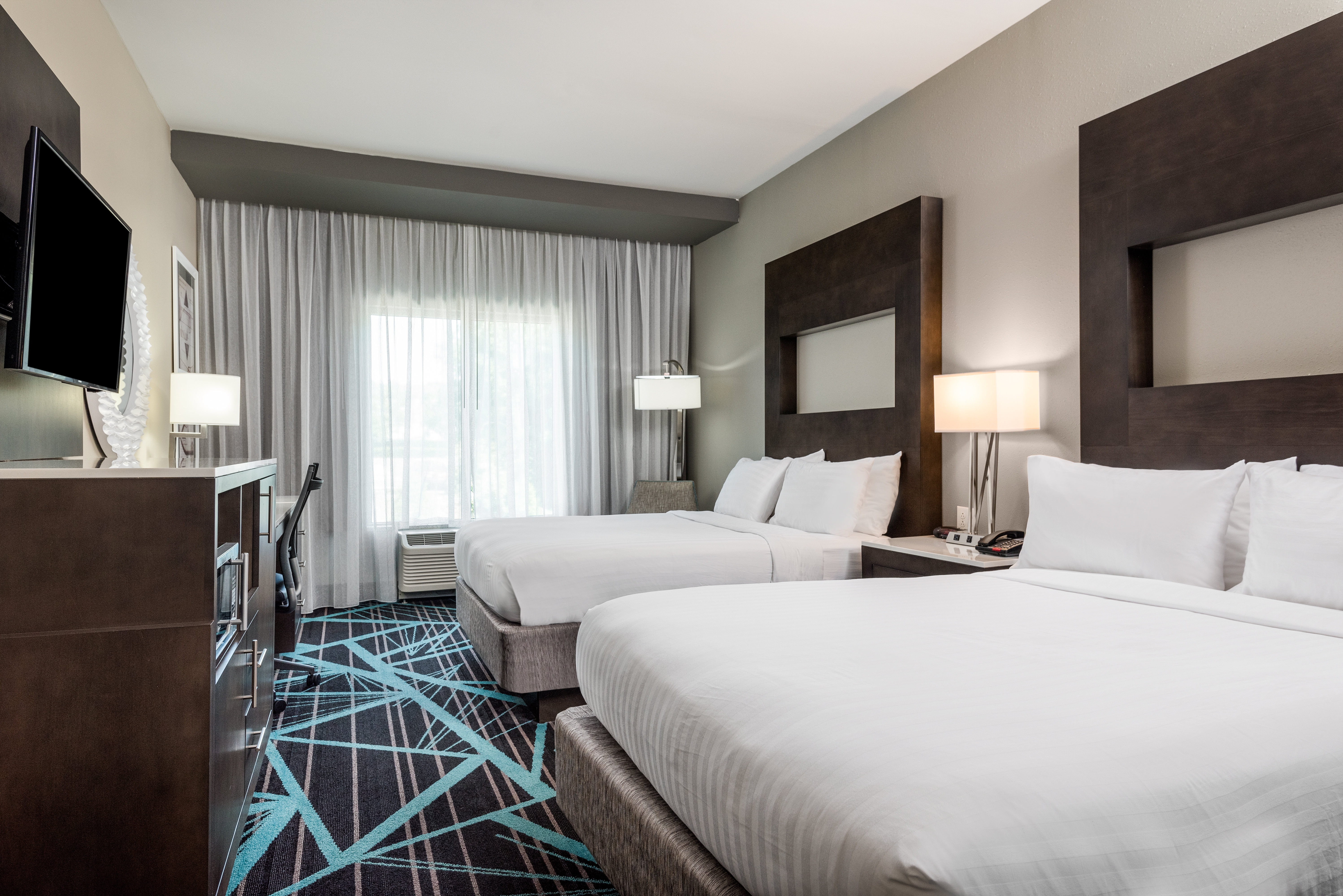 holiday inn express and suites charlotte airport by ihg