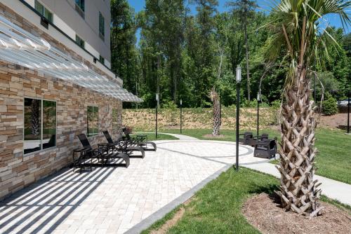 Holiday Inn Express & Suites Charlotte Airport By Ihg,North Carolina>>Charlotte,3 star