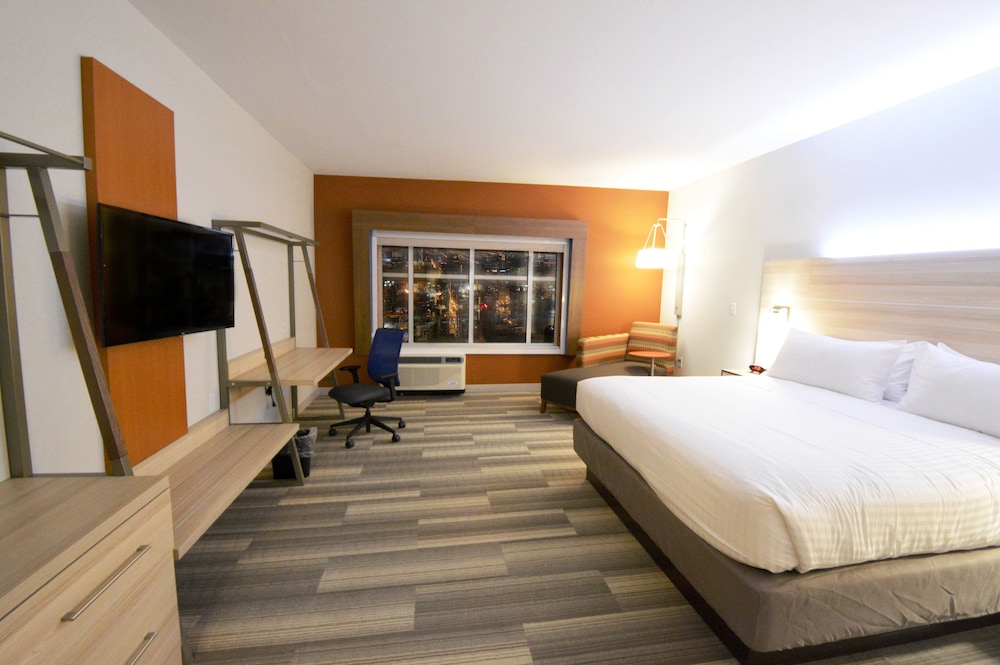 holiday inn express and suites toledo west by ihg