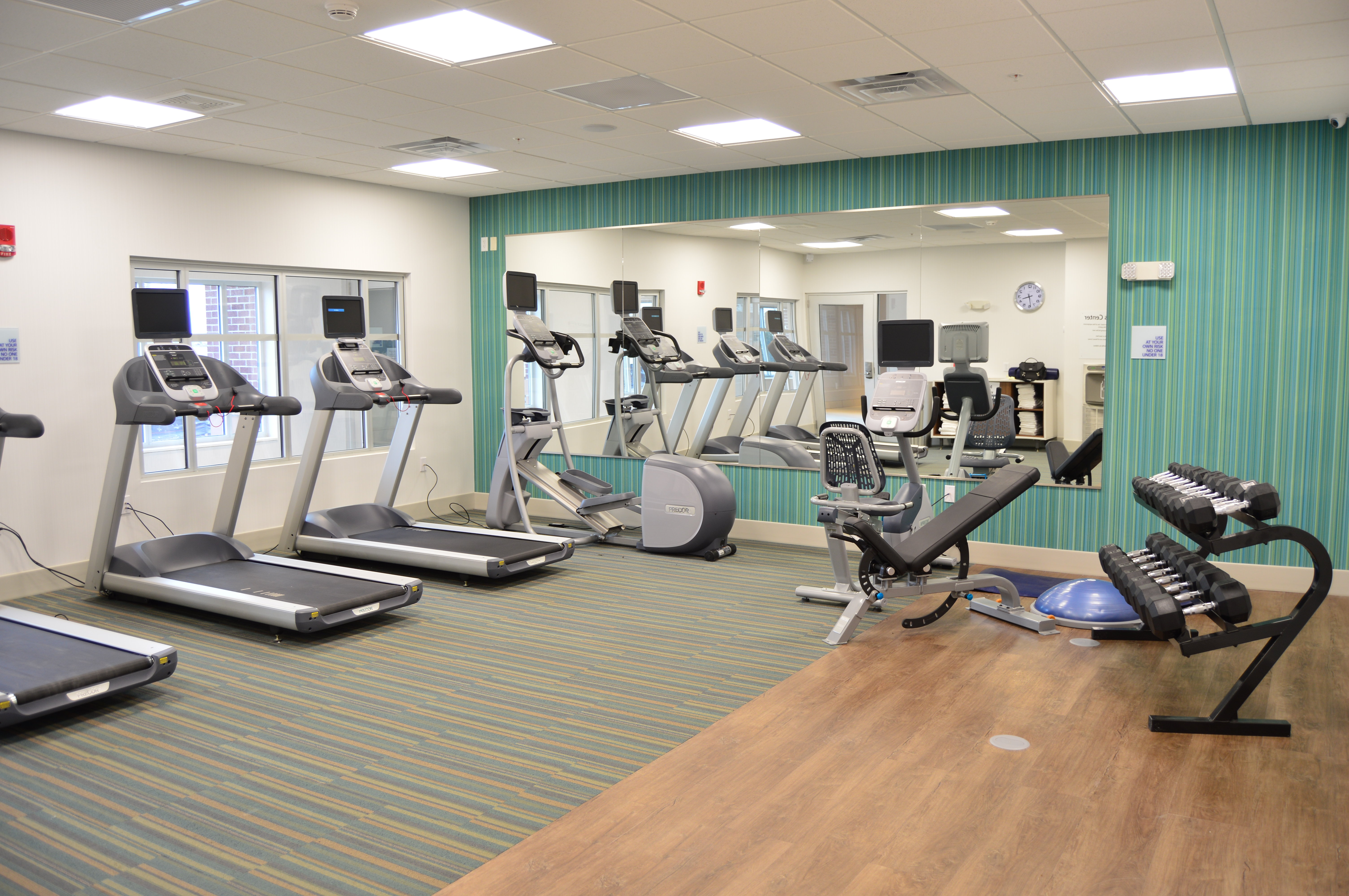 holiday inn express and suites toledo west by ihg