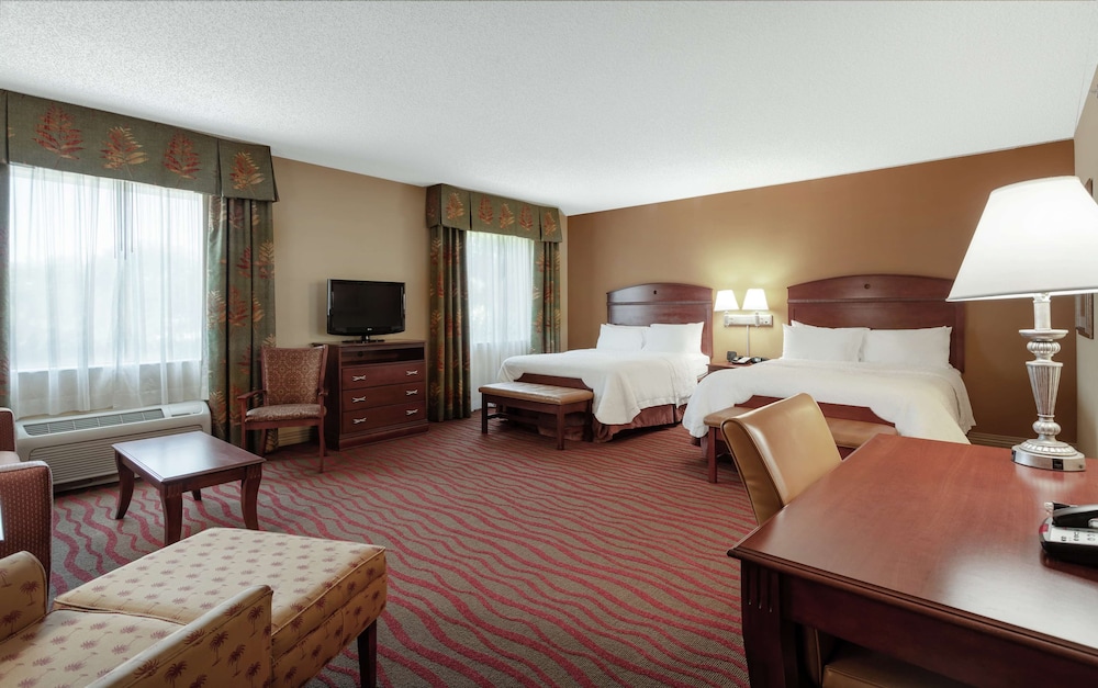hampton inn and suites port richey
