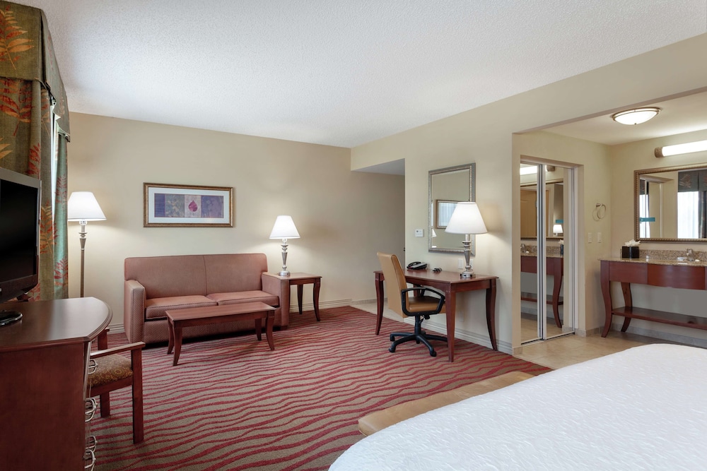 hampton inn and suites port richey