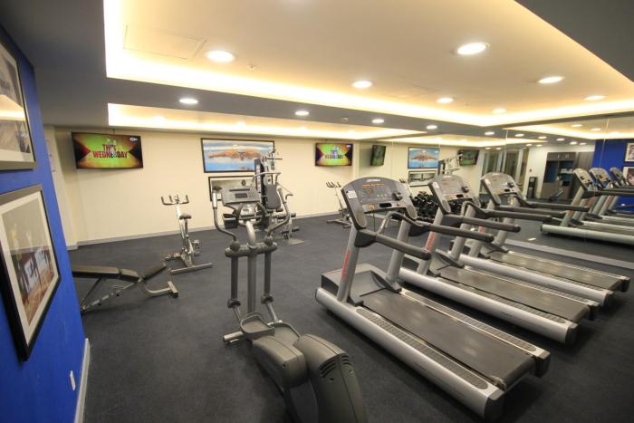 holiday inn leon plaza mayor by ihg