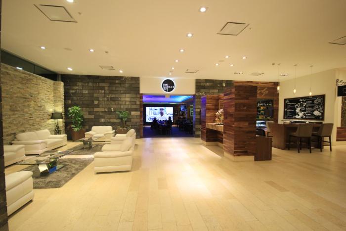 holiday inn leon plaza mayor by ihg