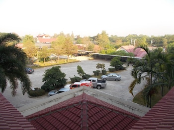 a p garden hotel