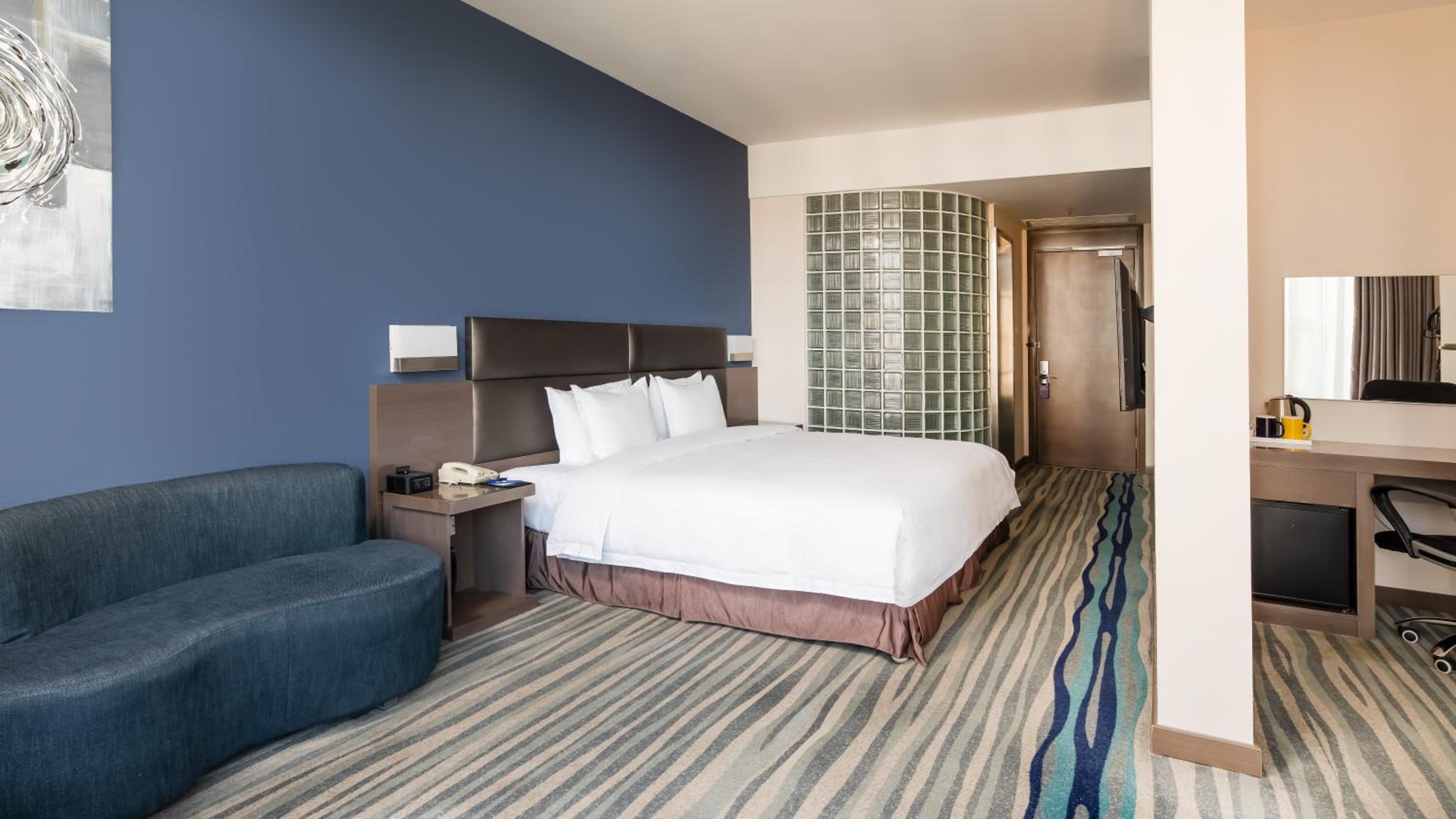 holiday inn express shenyang north station by ihg